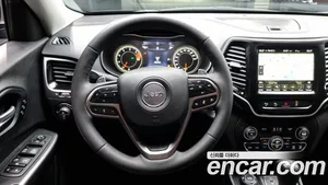 Jeep Cherokee, 2022 — миниатюра 13