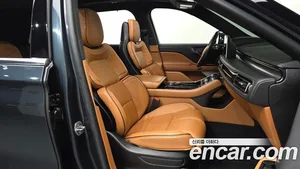 Lincoln Aviator, 2022 — миниатюра 10
