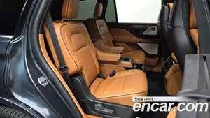 Lincoln Aviator, 2022 — миниатюра 12