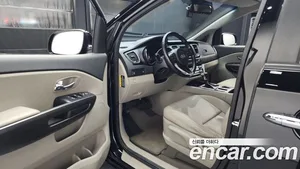 Kia Carnival, 2018 — миниатюра 10