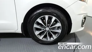 Kia Carnival, 2015 — миниатюра 5