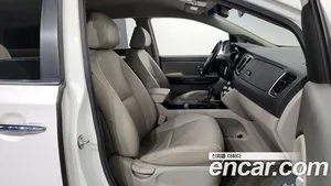 Kia Carnival, 2015 — миниатюра 11