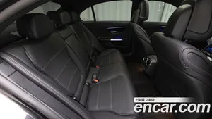 Mercedes-Benz C-Class, 2023 — миниатюра 10