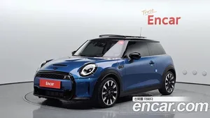 Mini Cooper, 2023 — миниатюра 1