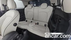 Mini Cooper, 2023 — миниатюра 11