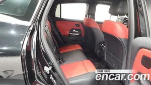 Mercedes-Benz GLA-Class, 2023 — миниатюра 12