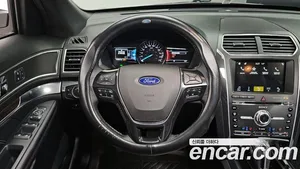 Ford Explorer, 2018 — миниатюра 13