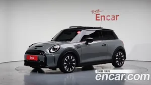 Mini Cooper, 2021 — миниатюра 1
