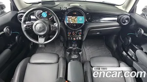Mini Cooper, 2021 — миниатюра 7