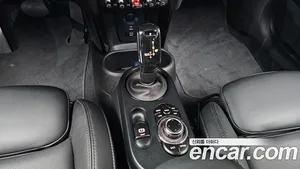 Mini Cooper, 2021 — миниатюра 9