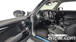 Mini Cooper, 2021 — миниатюра 11