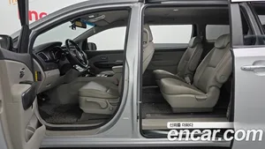 Kia Carnival, 2017 — миниатюра 10
