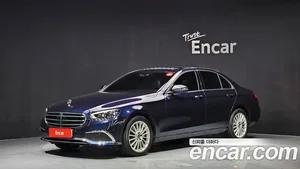 Mercedes-Benz E-Class, 2022 — миниатюра 1