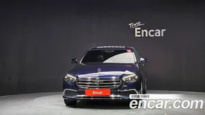 Mercedes-Benz E-Class, 2022 — миниатюра 3