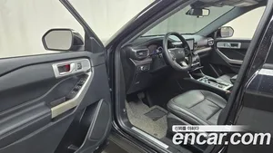 Ford Explorer, 2021 — миниатюра 10