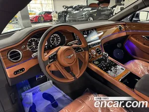 Bentley Continental, 2020 — миниатюра 4
