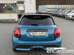 Mini Cooper, 2022 — миниатюра 4