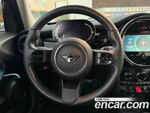 Mini Cooper, 2022 — миниатюра 10