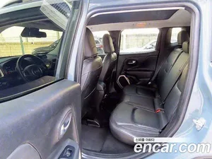 Jeep Renegade, 2017 — миниатюра 9