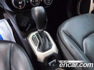 Jeep Renegade, 2017 — миниатюра 11