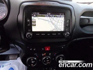 Jeep Renegade, 2017 — миниатюра 13