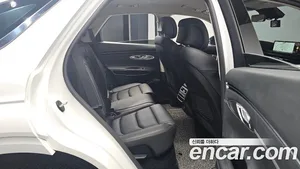 Genesis GV70, 2023 — миниатюра 12