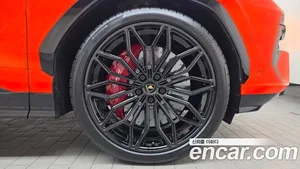 Lamborghini Urus, 2025 — миниатюра 5