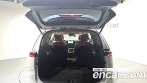Kia Carnival, 2023 — миниатюра 20