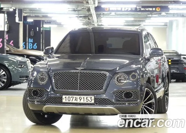 Bentley Bentayga, 2017 — фото автомобиля из Кореи