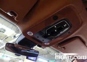 Bentley Bentayga, 2017 — миниатюра 20