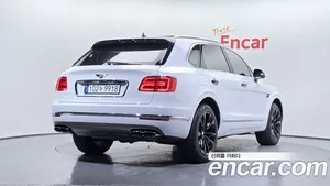 Bentley Bentayga, 2020 — миниатюра 2