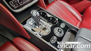 Bentley Bentayga, 2020 — миниатюра 9