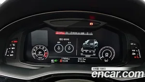 Audi RSQ8, 2025 — миниатюра 8