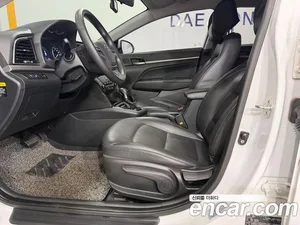 Hyundai Avante, 2017 — миниатюра 10