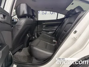 Hyundai Avante, 2017 — миниатюра 12