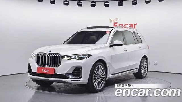 BMW X7, 2021 — фото автомобиля из Кореи