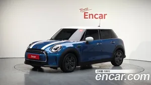 Mini Cooper, 2021 — миниатюра 1