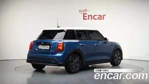 Mini Cooper, 2021 — миниатюра 2