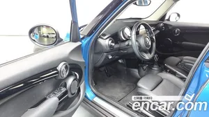 Mini Cooper, 2021 — миниатюра 11
