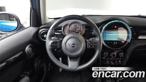 Mini Cooper, 2021 — миниатюра 13
