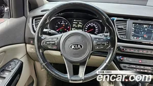 Kia Carnival, 2017 — миниатюра 13