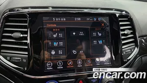 Jeep Cherokee, 2019 — миниатюра 15