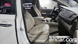 Kia Carnival, 2018 — миниатюра 10
