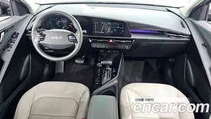 Kia Niro, 2022 — миниатюра 7