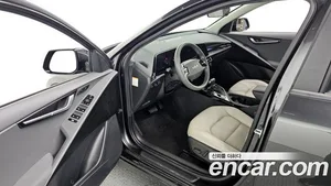 Kia Niro, 2022 — миниатюра 10
