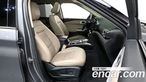 Ford Explorer, 2021 — миниатюра 11