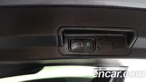 Ford Explorer, 2021 — миниатюра 20