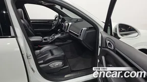 Porsche Cayenne, 2017 — миниатюра 10