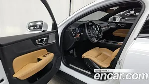 Volvo V60, 2021 — миниатюра 10