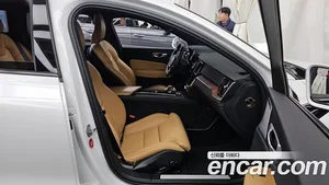 Volvo V60, 2021 — миниатюра 11